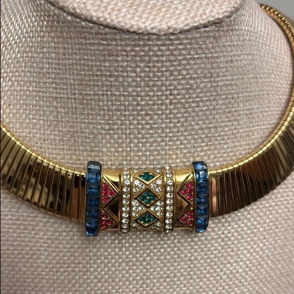 Rare Vintage Ciner Luxurious Gold Necklace with Vibrant Accents